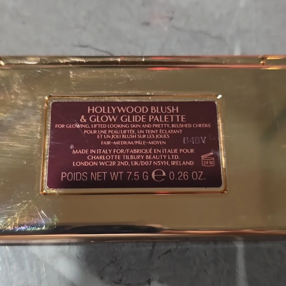 CHARLOTTE TILBURY MINI HOLLYWOOD BLUSH & GLOW PALETTE - Picture 3 of 4
